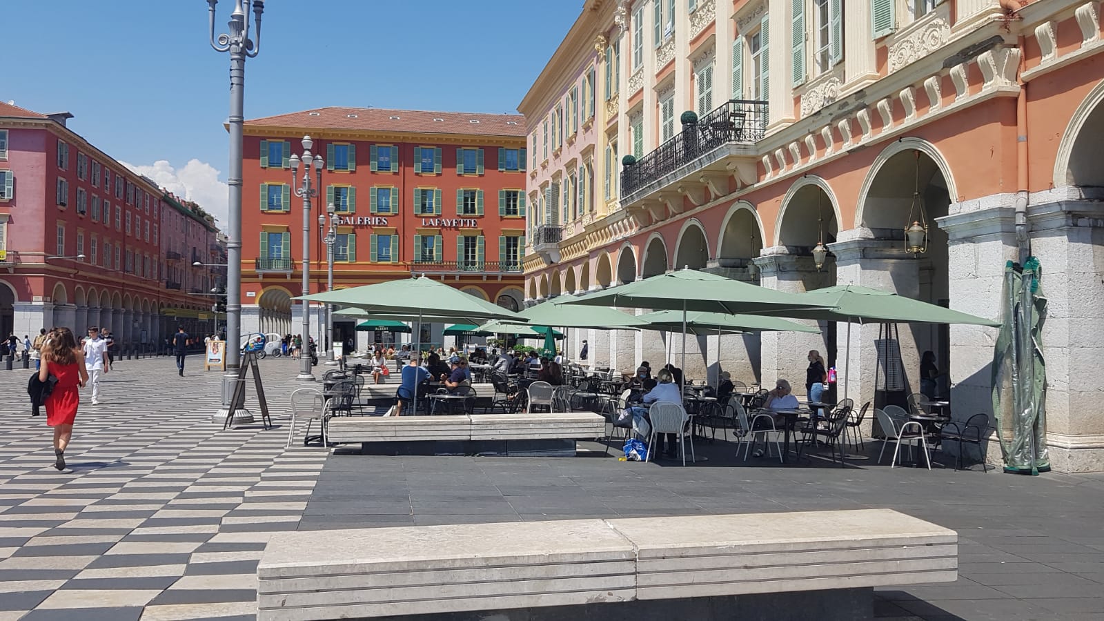 Nice, ville d’art et de culture à deux pas de la frontière